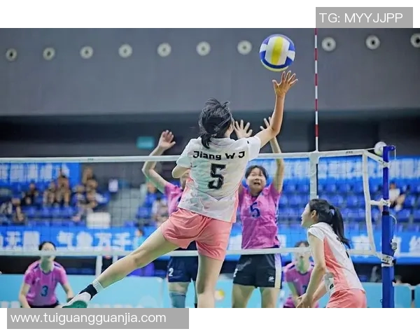 赛后分析：北京排球队与成都排球队实力对比及比赛亮点回顾